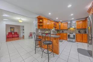 11351 Mellow Ct, Royal Palm Beach, FL 33411 - Photo 8