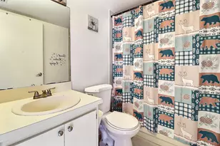 3935 Village Dr, Delray Beach, FL 33445 - Photo 8