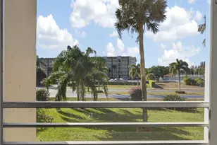 3590 Via Poinciana, Lake Worth, FL 33467 - Photo 34