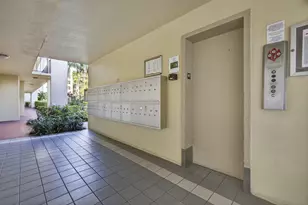 3590 Via Poinciana, Lake Worth, FL 33467 - Photo 4