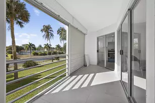 3590 Via Poinciana, Lake Worth, FL 33467 - Photo 38
