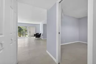3590 Via Poinciana, Lake Worth, FL 33467 - Photo 16