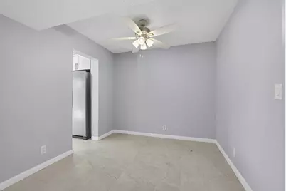 3590 Via Poinciana #202, Lake Worth, FL 33467 - Photo 24