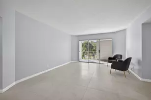 3590 Via Poinciana, Lake Worth, FL 33467 - Photo 20