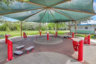 2651 S Palm Aire Dr, Pompano Beach, FL 33069 - Photo 36