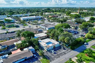 2733 NE 1st Terrace NE, Wilton Manors, FL 33334 - Photo 6