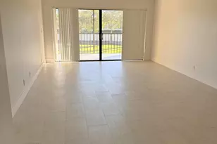 5021 Oakhill Ln, Delray Beach, FL 33484 - Photo 2