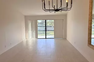 5021 Oakhill Ln, Delray Beach, FL 33484 - Photo 8