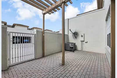 2407 NW 5th Street, Boynton Beach, FL 33426 - Photo 34