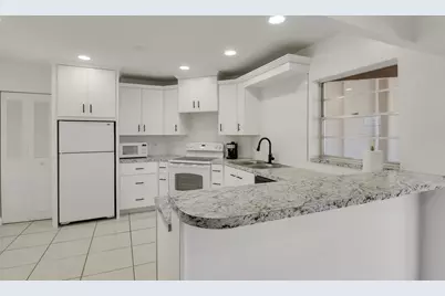 7 Greenway Village N #202, West Palm Beach, FL 33411 - Photo 12