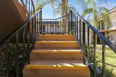 7 Greenway Village N #202, Royal Palm Beach, FL 33411 - Photo 6