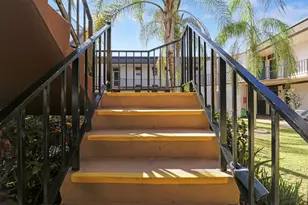 7 Greenway Village N, Royal Palm Beach, FL 33411 - Photo 6