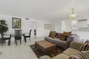 7 Greenway Village N, Royal Palm Beach, FL 33411 - Photo 24