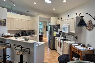 10133 Diamond Lake Rd, Boynton Beach, FL 33437 - Photo 12