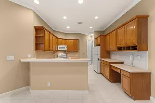 7066 Torrey Pines Cir, Port Saint Lucie, FL 34986 - Photo 4