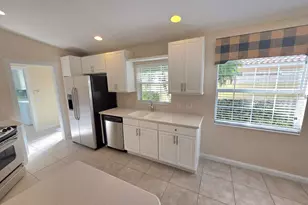 10399 SW Stratton Dr, Port Saint Lucie, FL 34987 - Photo 4