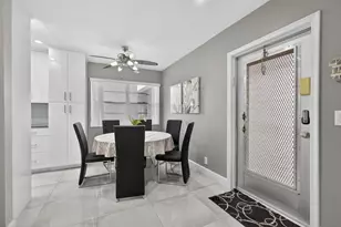 160 Easthampton G, West Palm Beach, FL 33417 - Photo 6