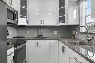 160 Easthampton G, West Palm Beach, FL 33417 - Photo 8