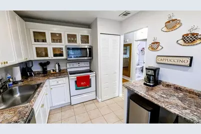 21362 Juego Circle #33f, Boca Raton, FL 33433 - Photo 4