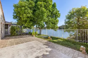 3800 Woodfield Dr, Pompano Beach, FL 33073 - Photo 38