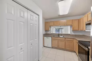 3800 Woodfield Dr, Coconut Creek, FL 33073 - Photo 8