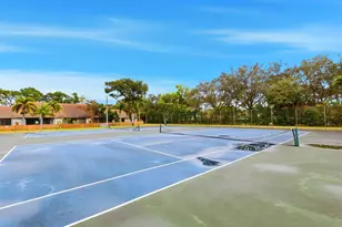 1060 Parkside Green Dr, Greenacres, FL 33415 - Photo 34