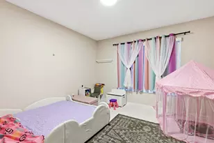 1060 Parkside Green Dr, Greenacres, FL 33415 - Photo 18