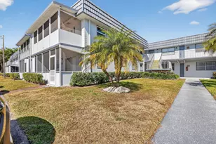 497 Brittany K, Delray Beach, FL 33446 - Photo 2