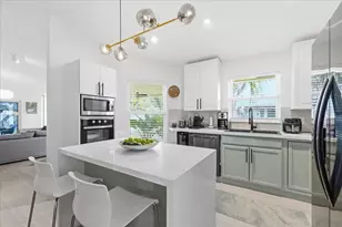 901 SW 111th Way, Davie, FL 33324 - Photo 14