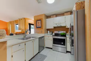 3096 S Oakland Forest Dr, Fort Lauderdale, FL 33309 - Photo 10