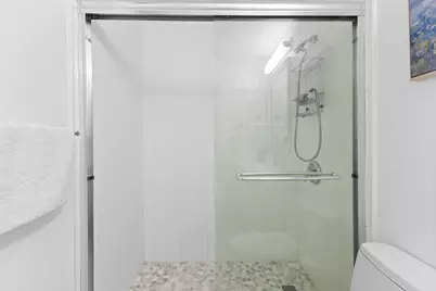 15492 Lakes Of Delray Boulevard #203, Delray Beach, FL 33484 - Photo 16