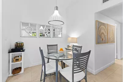 15492 Lakes Of Delray Boulevard #203, Delray Beach, FL 33484 - Photo 6