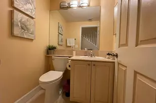 663 Hibiscus St, West Palm Beach, FL 33401 - Photo 16