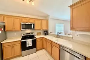 612 NW Stanford Ln, Port Saint Lucie, FL 34983 - Photo 8