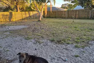 731 24th St SW, Vero Beach, FL 32962 - Photo 24