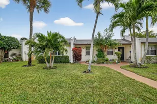 113 Lake Olive Dr, West Palm Beach, FL 33411 - Photo 1