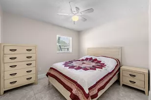 722 Granada St, Fort Pierce, FL 34949 - Photo 14