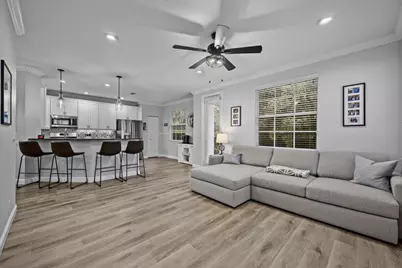 627 Castle Drive, Palm Beach Gardens, FL 33410 - Photo 12