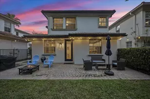 627 Castle Dr, Palm Beach Gardens, FL 33410 - Photo 6