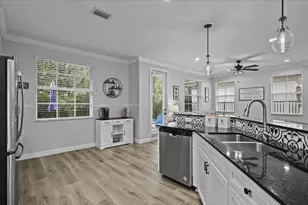 627 Castle Dr, Palm Beach Gardens, FL 33410 - Photo 16