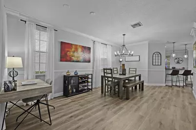 627 Castle Drive, Palm Beach Gardens, FL 33410 - Photo 8