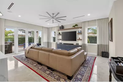 8859 Cobblestone Point Circle, Boynton Beach, FL 33472 - Photo 16
