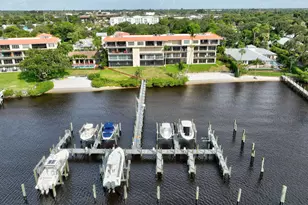 624 SW St Lucie Crescent, Stuart, FL 34994 - Photo 1