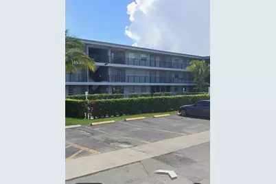 1100 NE 1st Court #305, Hallandale Beach, FL 33009 - Photo 2