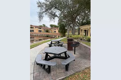 4879 Via Palm Lake #Unit 608, West Palm Beach, FL 33417 - Photo 6