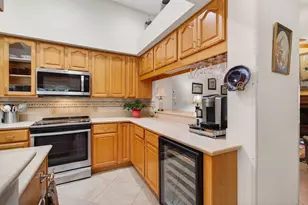 2036 Amesbury Cir, Wellington, FL 33414 - Photo 46