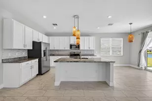 10916 SW Robbia Way, Port Saint Lucie, FL 34987 - Photo 14