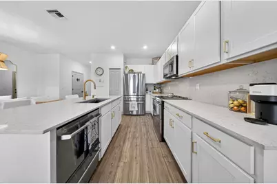 656 SE Lake Falls Street, Port Saint Lucie, FL 34984 - Photo 16