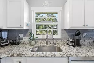 53 Woodland Dr, Vero Beach, FL 32962 - Photo 4