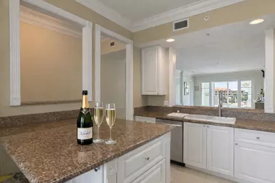 6 Harbour Isle Drive E #Ph01, Fort Pierce, FL 34949 - Photo 4